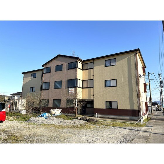 シャモニーの物件外観写真