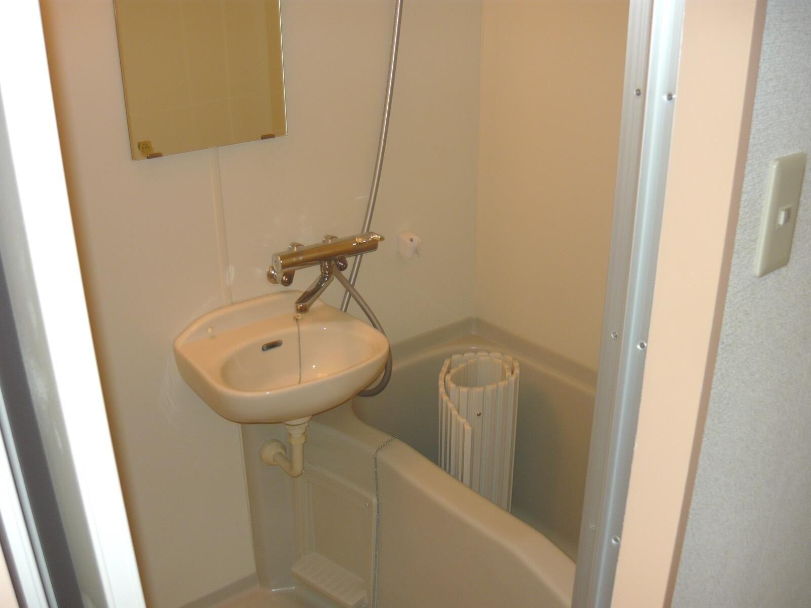 フロレスタ高次の物件内観写真