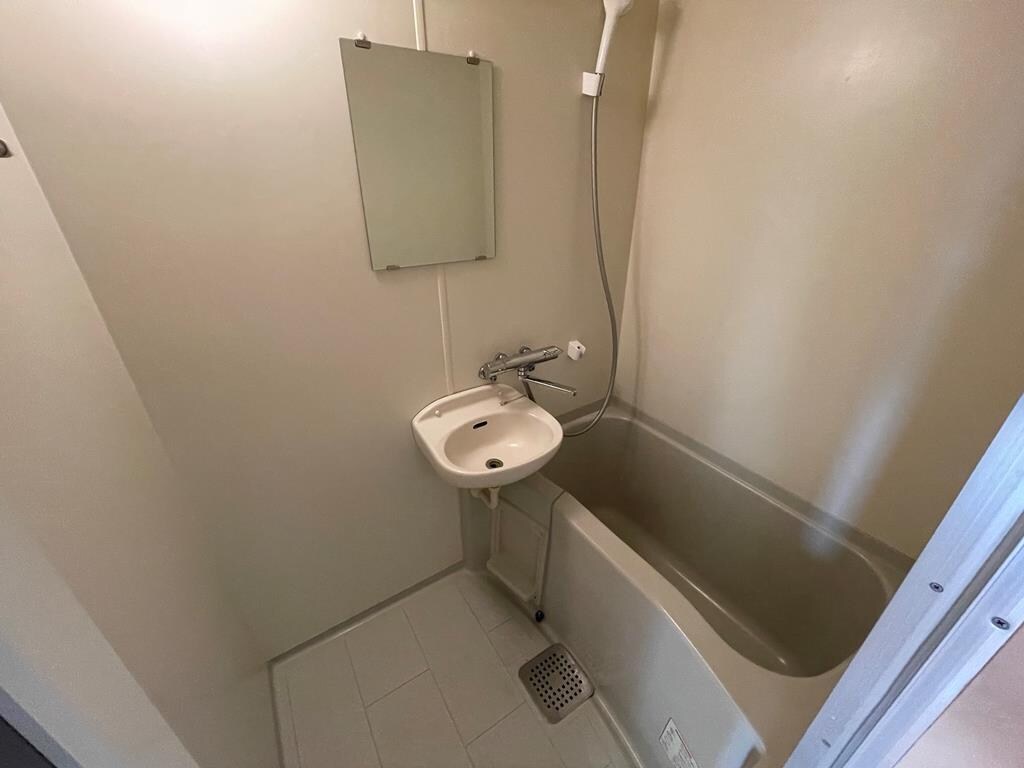 フロレスタ高次の物件内観写真