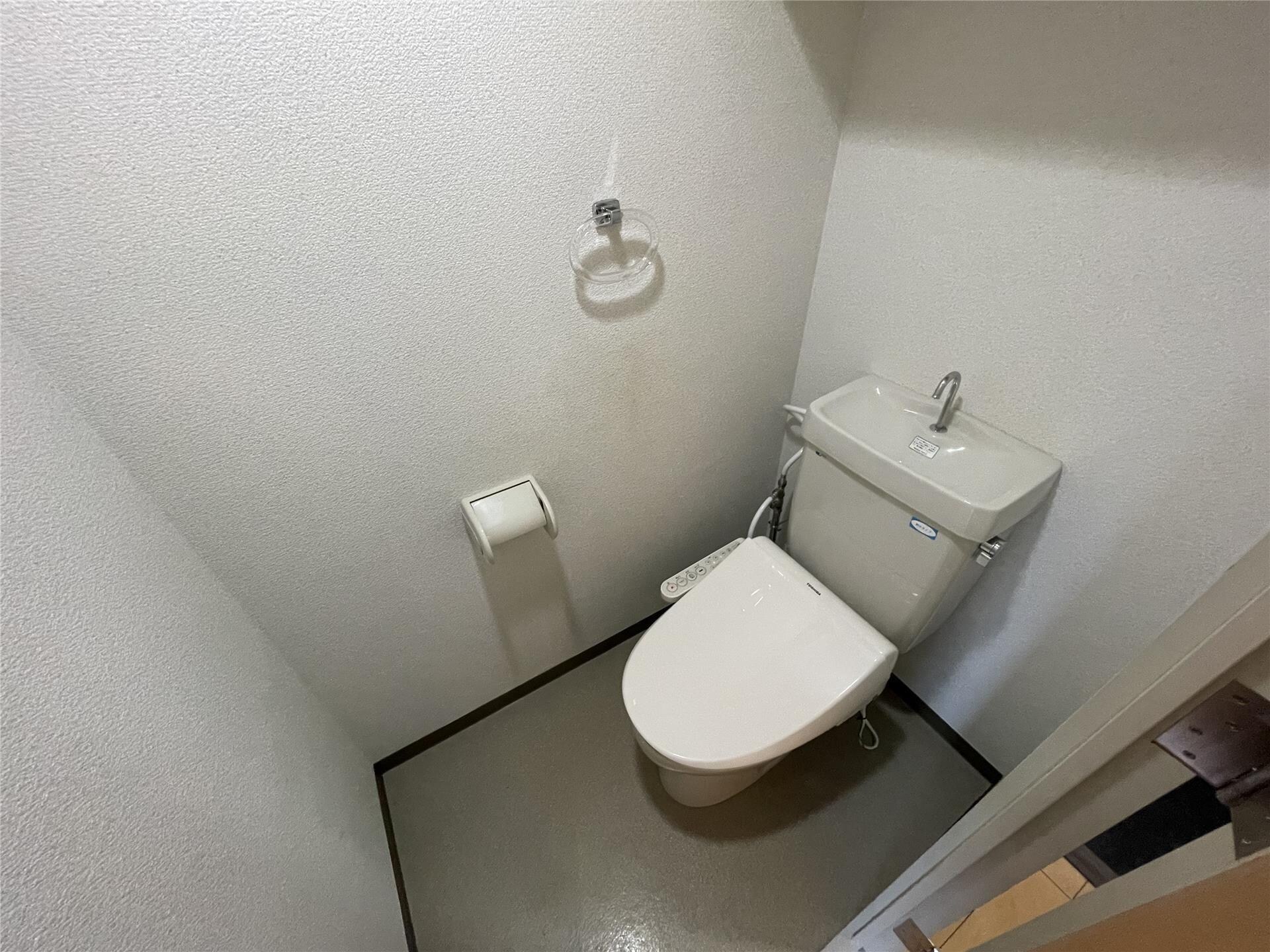 フロレスタ三輪の物件内観写真