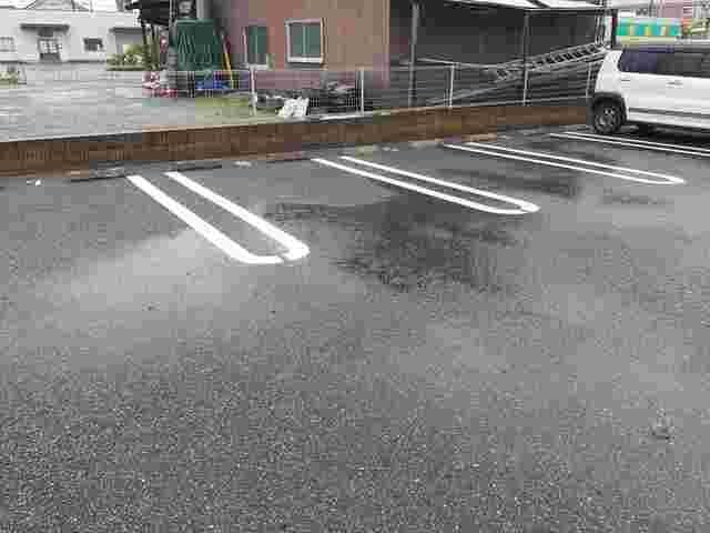 グラスランドの物件外観写真