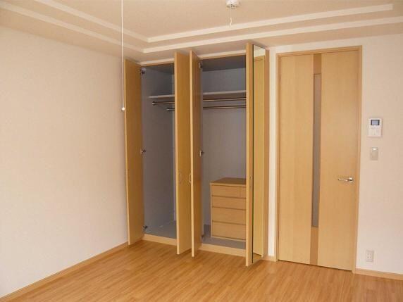 小野ロイヤルハイツの物件内観写真