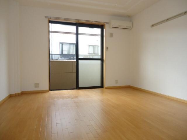 小野ロイヤルハイツの物件内観写真