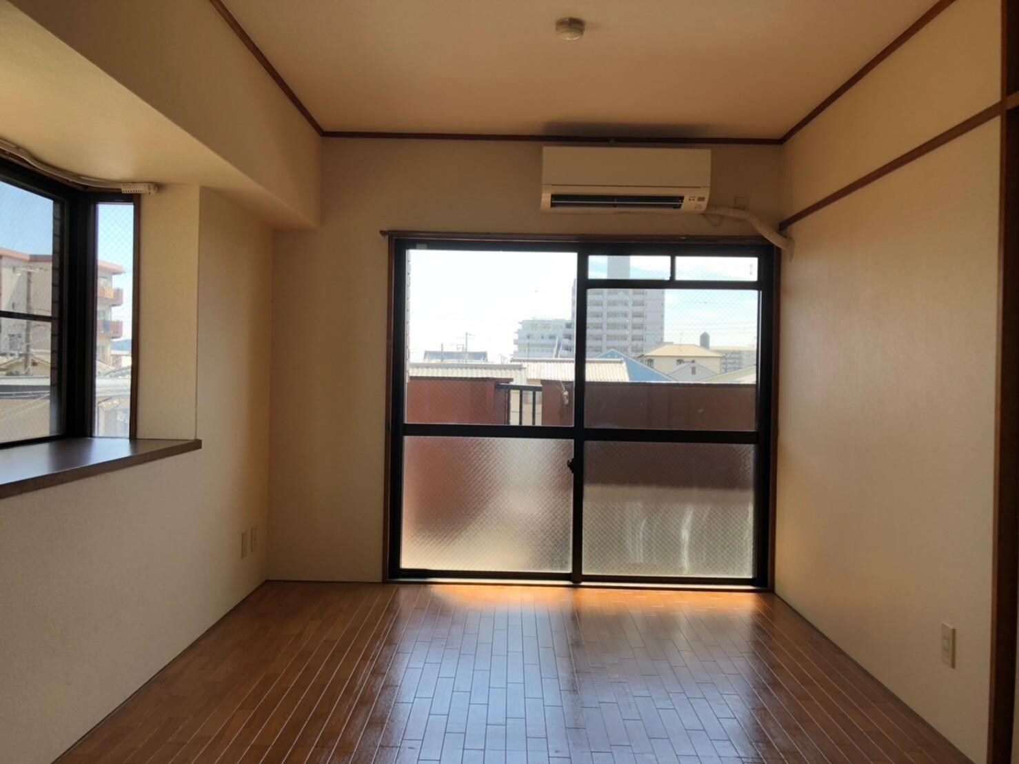 姫路駅 バス13分  梅ヶ枝町下車：停歩3分 3階の物件内観写真