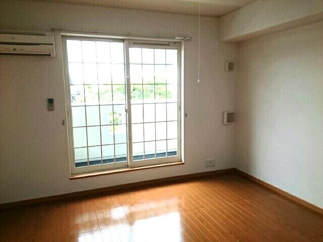 ウィル　ヴェスティージ　参番館の物件内観写真