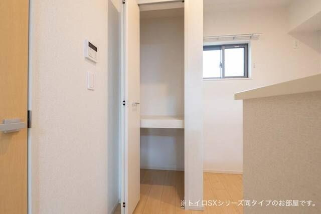 メゾン・カルムＢの物件内観写真