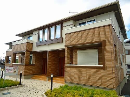 グレース六番館の物件外観写真