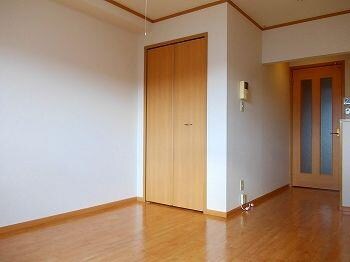 プリムローズの物件内観写真