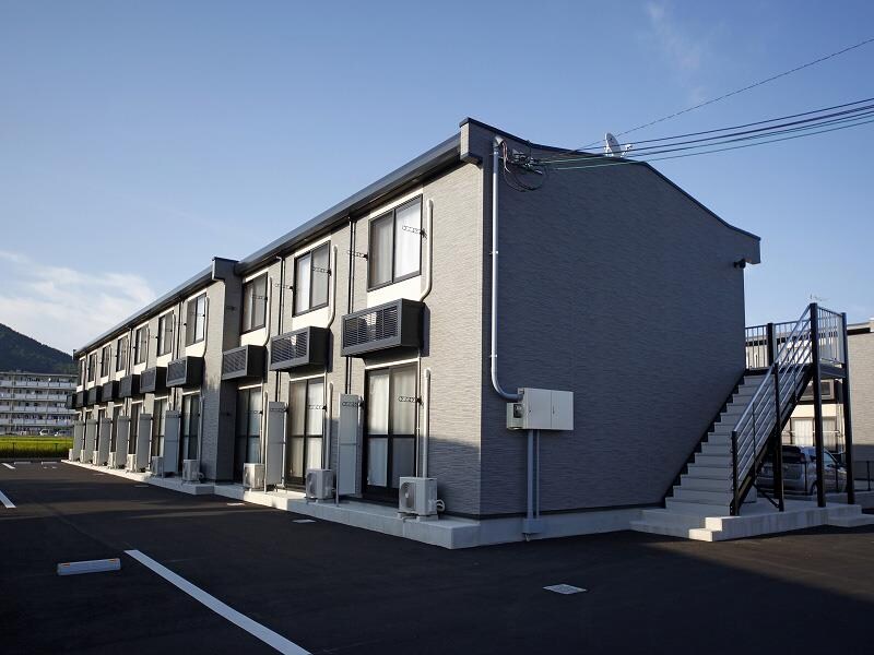 レオパレスメゾン福崎の物件外観写真