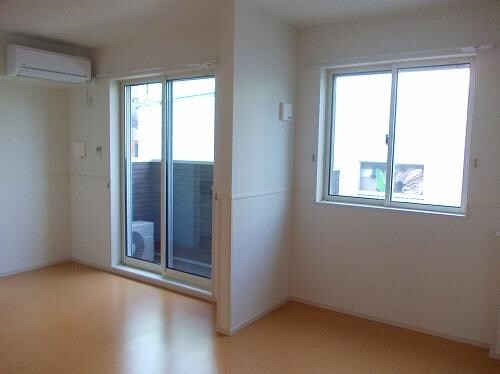 シーズンズ　コンフォートIの物件内観写真