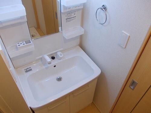 シーズンズ　コンフォートIの物件内観写真