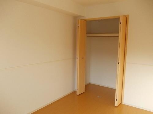 シーズンズ　コンフォートIの物件内観写真