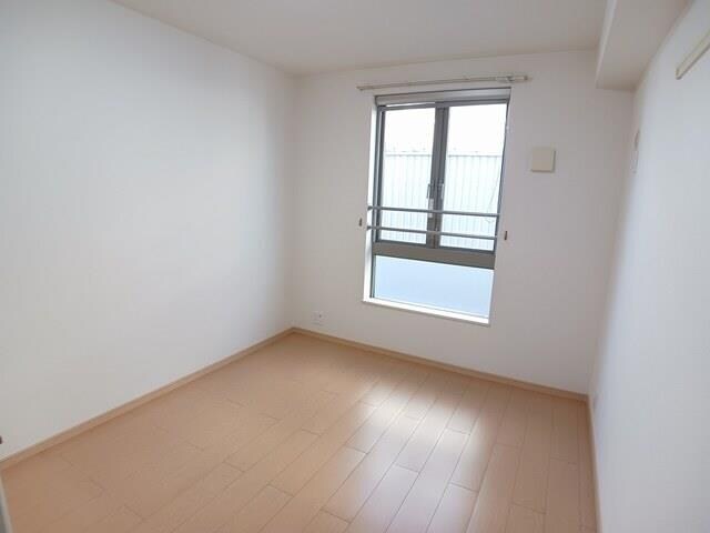 ポエム・ひまわりの物件内観写真