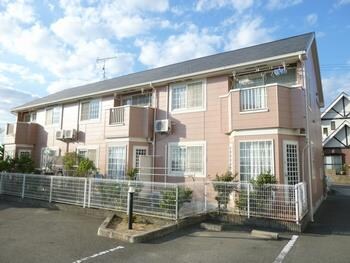 クレストヨコセキの物件外観写真