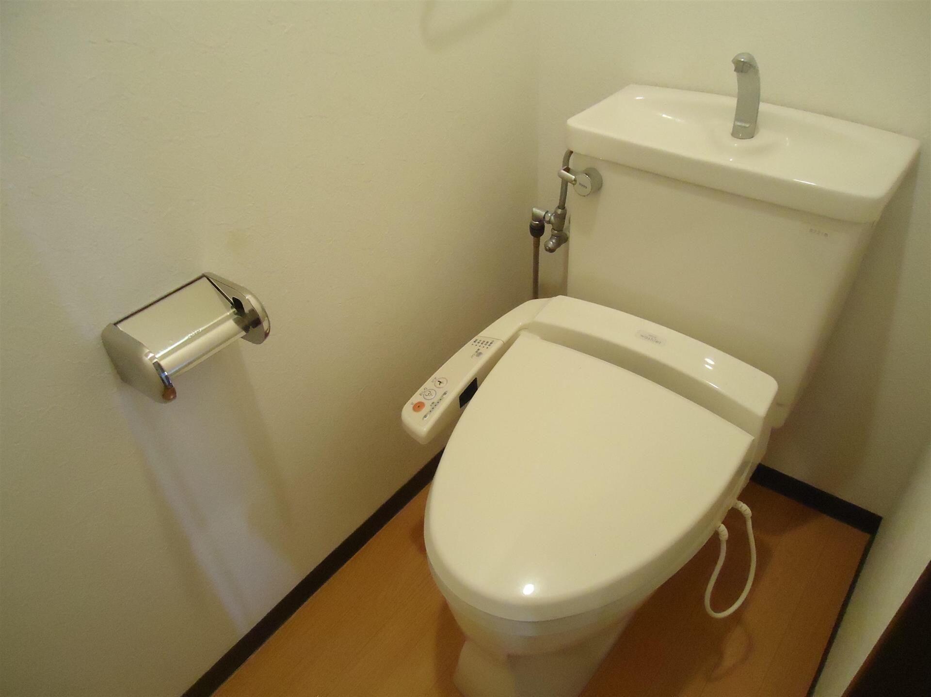 キャッスルコート東辻井の物件内観写真