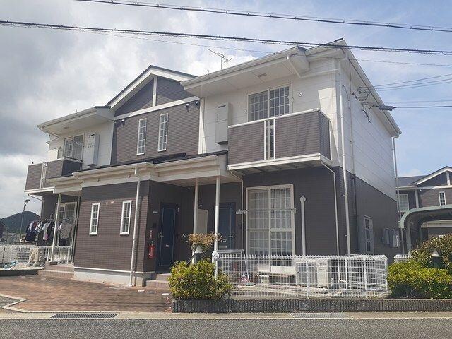 ミレニアム・カーサＡの物件外観写真