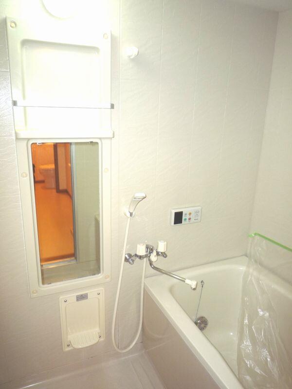 ミレニアム・カーサＡの物件内観写真