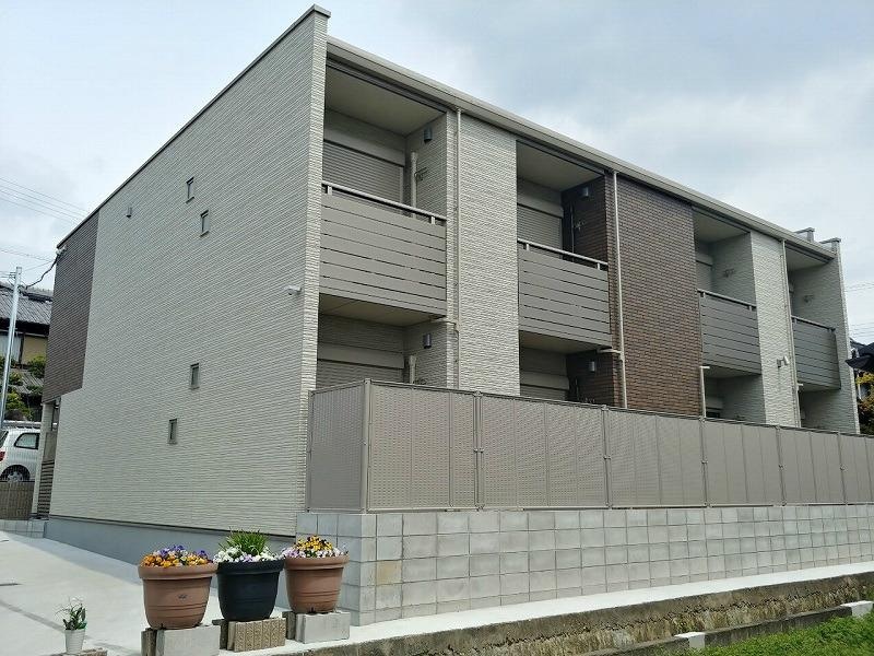 クレイノ三木ＳＫの物件外観写真