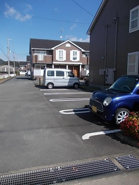 ポライトリー　ガーデンＢ棟の物件外観写真