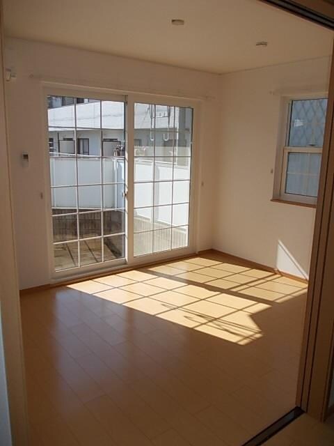 ポライトリー　ガーデンＢ棟の物件内観写真