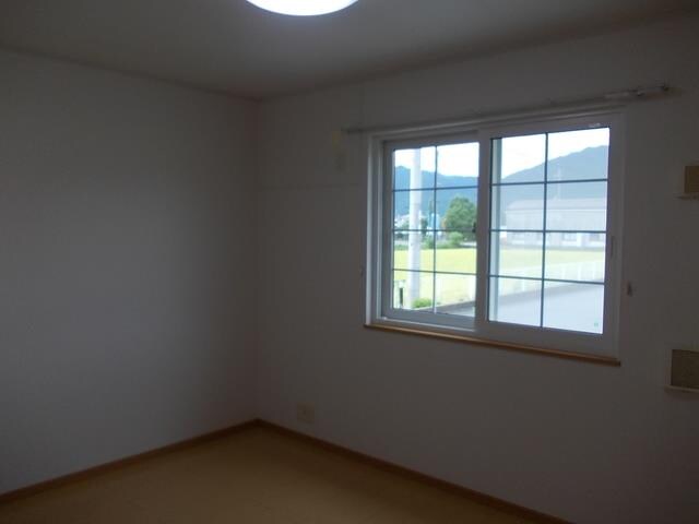 ポライトリー　ガーデンＢ棟の物件内観写真