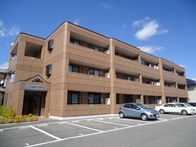 コンフォルト　スクエアの物件外観写真