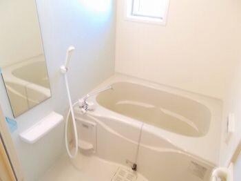 ネオ・エスト　オーブＡの物件内観写真