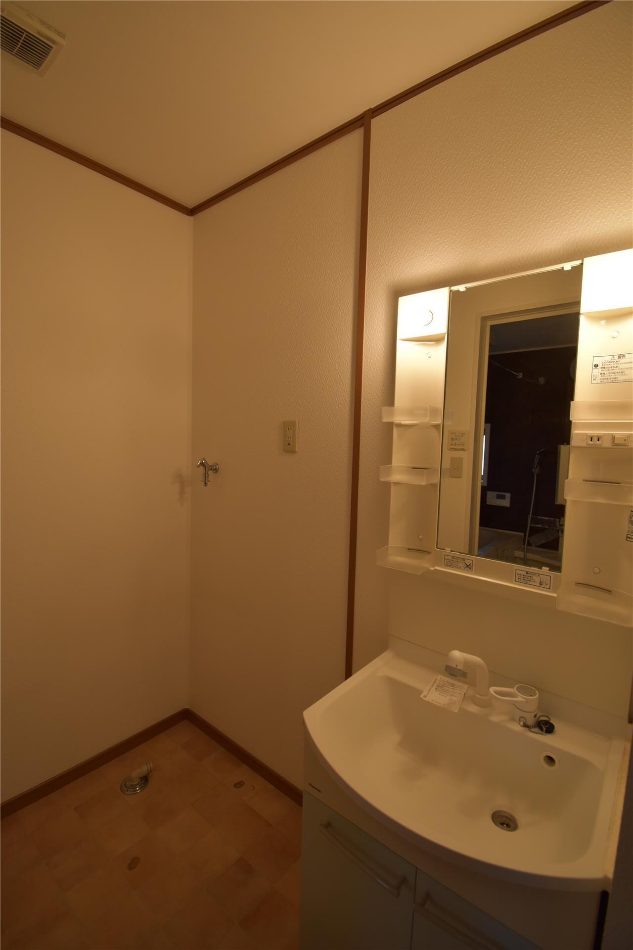 クレールベルヴィル立花Ｂの物件内観写真