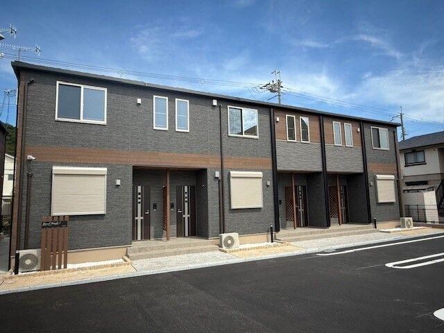 グランベッセルIの物件外観写真