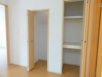 アイリスガーデンＢの物件内観写真