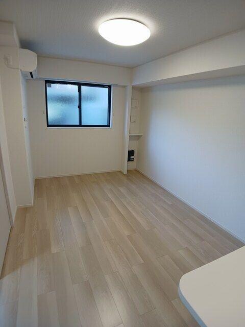 ヴィヴァレス松ノ内の物件内観写真