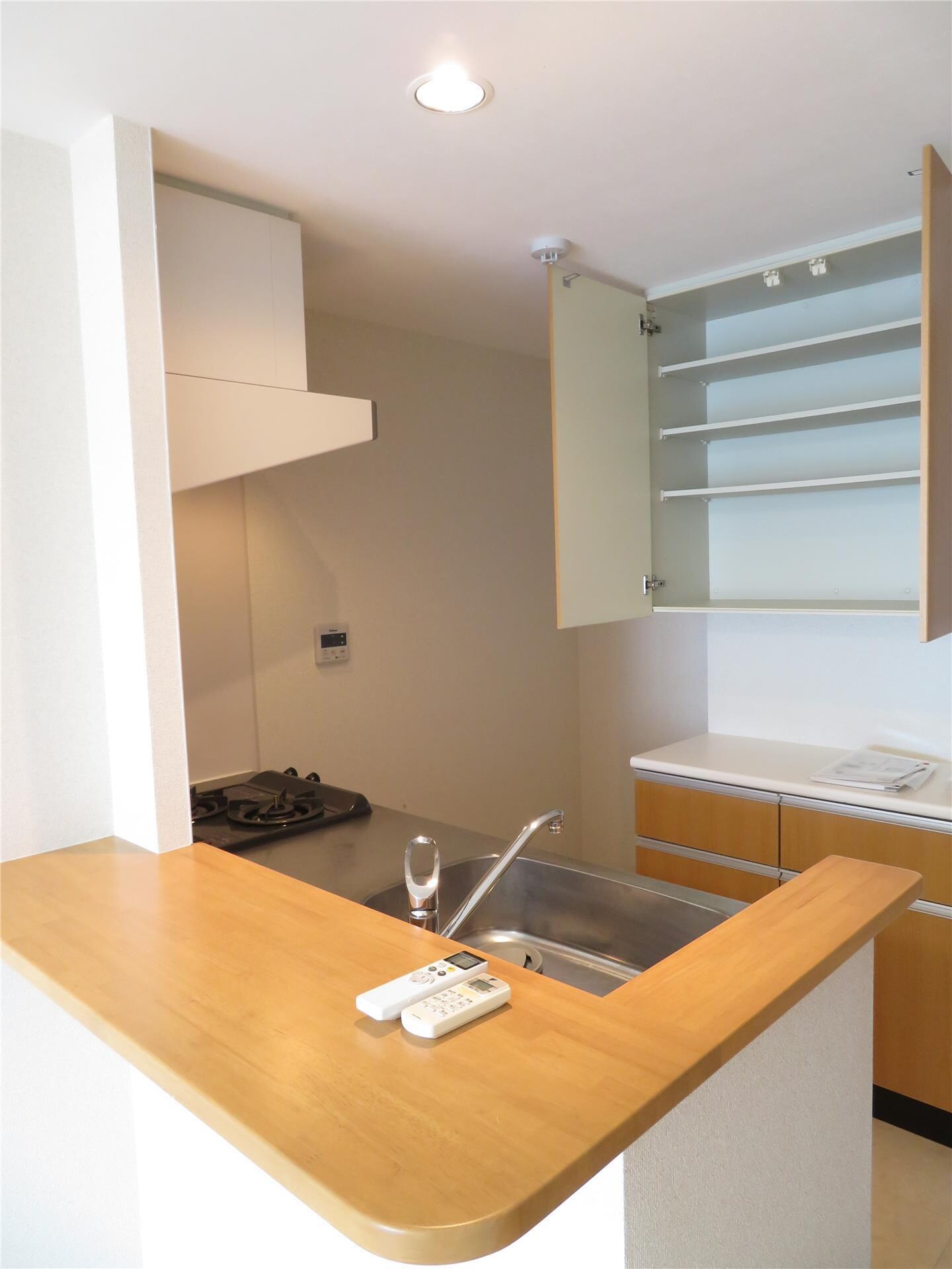 キャッスルコート西新町の物件内観写真