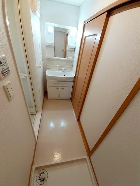 トレス・シエーネの物件内観写真