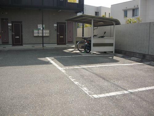 プレッソ新在家の物件外観写真