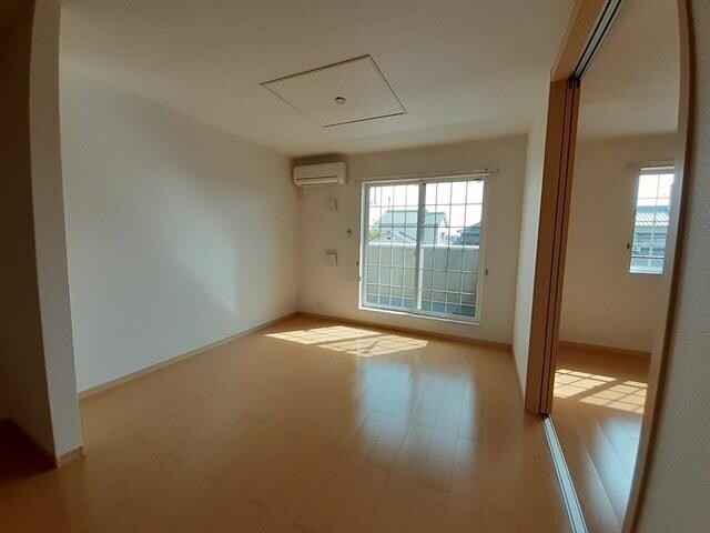 ヴィラ・カルティベートの物件内観写真