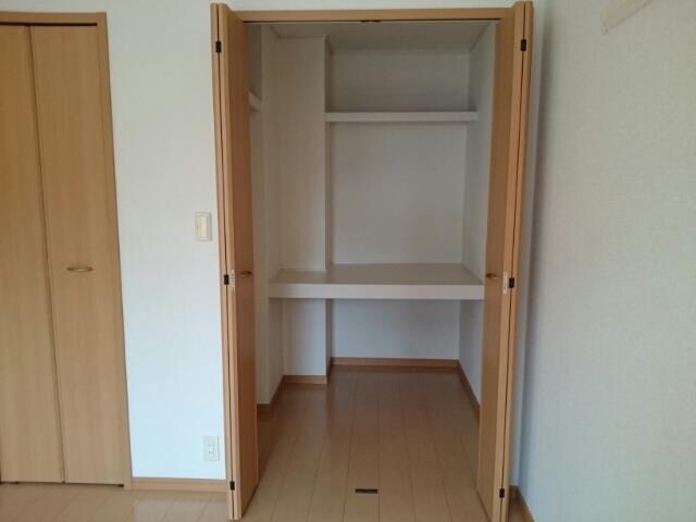 グランドゥールＣの物件内観写真