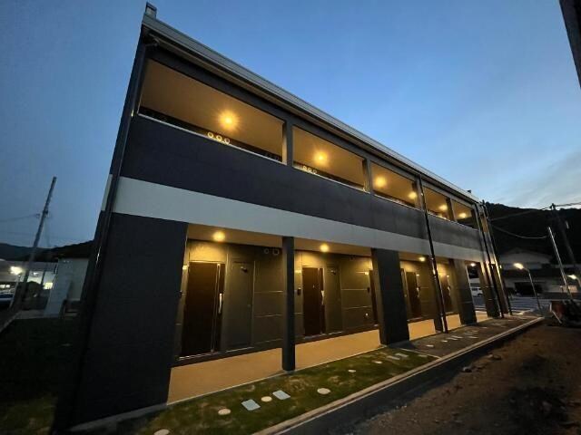 Ａｌｗａｙｓ　蓮の物件外観写真