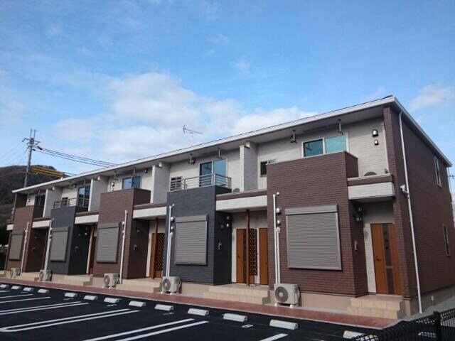 メゾン・アルテミスの物件外観写真