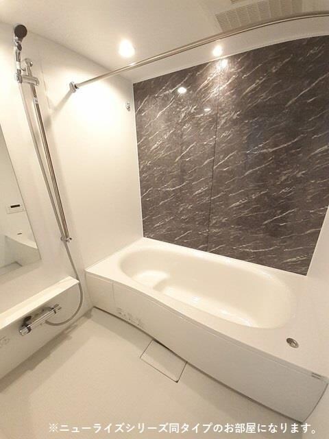 シャルム朝来の物件内観写真