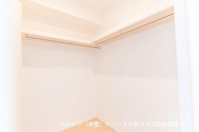 メゾン・シャトンIIの物件内観写真