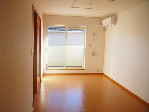 スクエア・センチュリーの物件内観写真