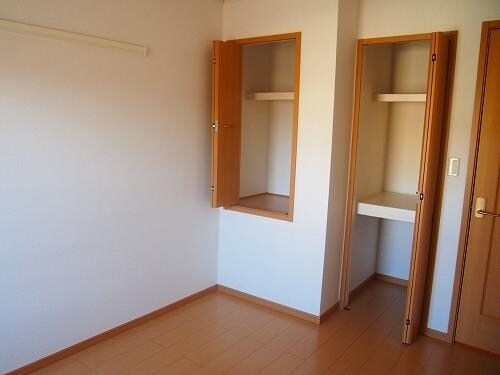 スクエア・センチュリーの物件内観写真