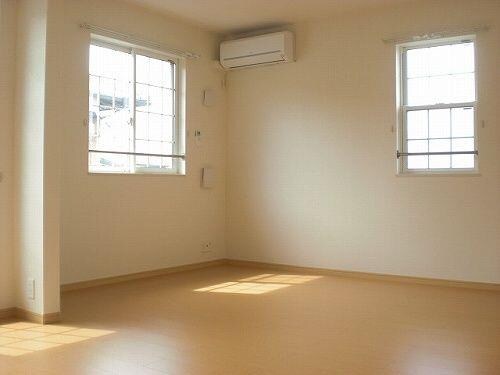 アルマーセンの物件内観写真