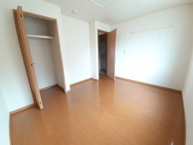 エレガンス・ヴィラＡの物件内観写真