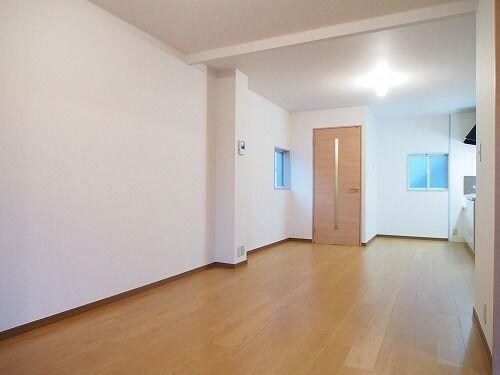 ブルーマウンテンの物件内観写真