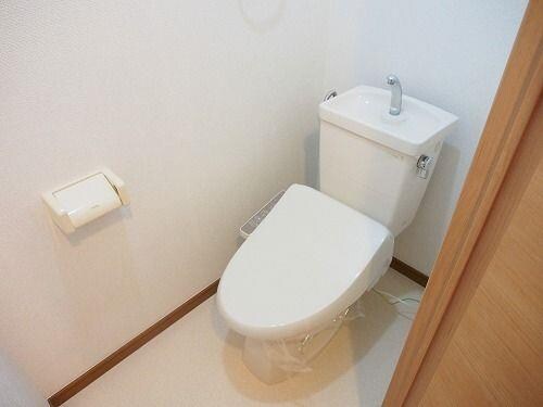 ブルーマウンテンの物件内観写真