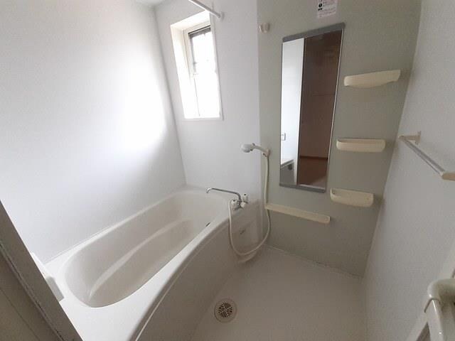 ドルフ・アカネＢの物件内観写真