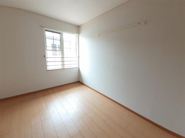 ドルフ・アカネＢの物件内観写真