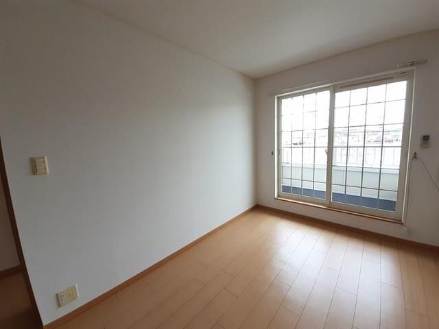 ドルフ・アカネＢの物件内観写真