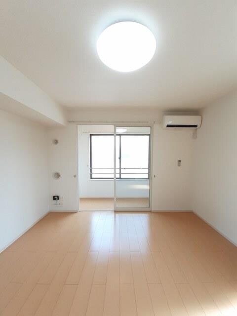 ヴィル・フォーレIVの物件内観写真